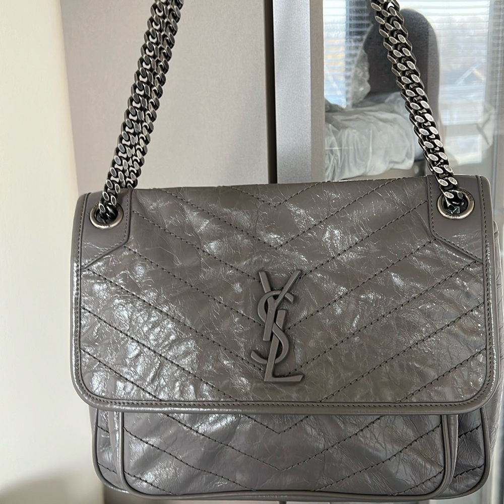 Like New YSL Niki Medium Bag Color Fog